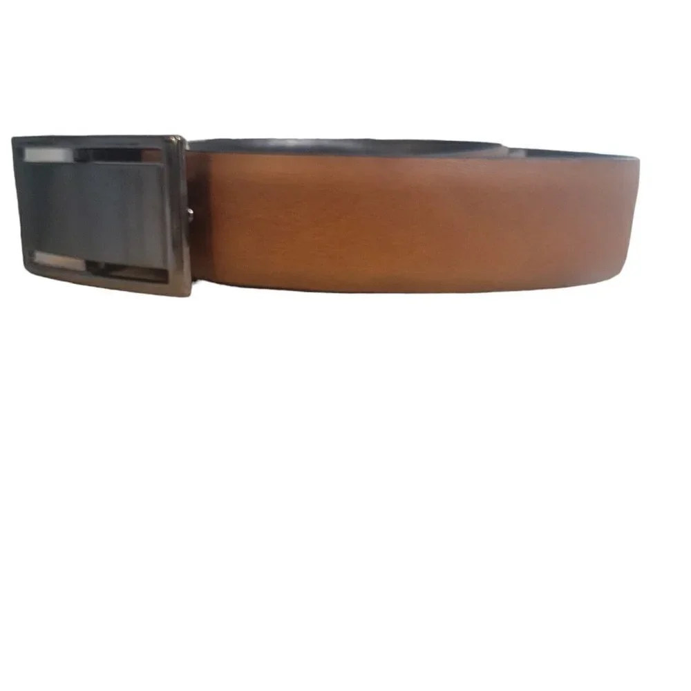 Alfani Men's Reversible Leather Belt.  Size 44. New Without Tags.